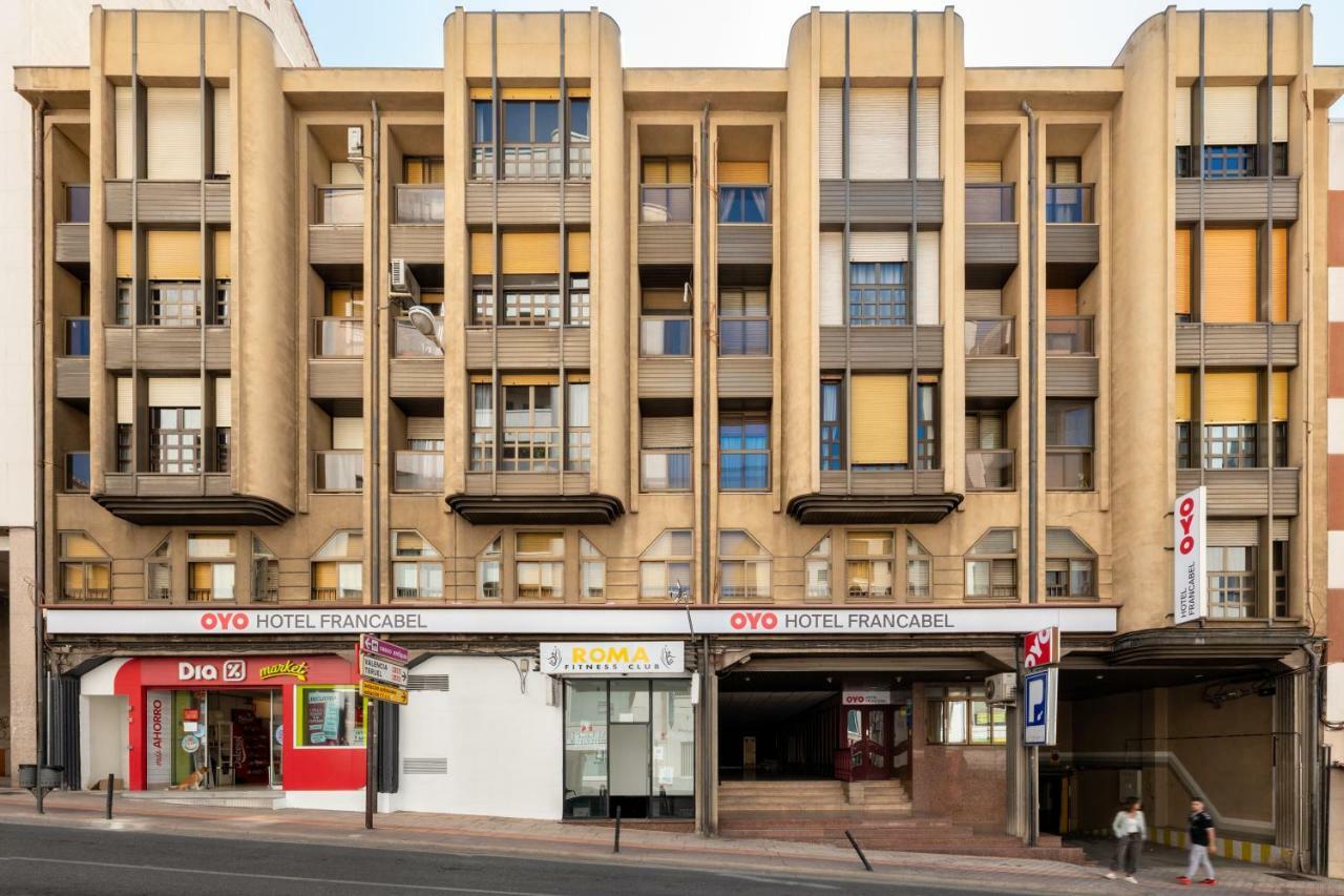 Oyo Hotel Francabel Куенка Екстериор снимка